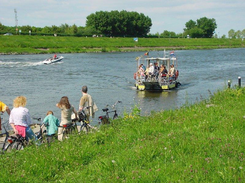 Vila Viva La Vie Maaseik Exteriér fotografie